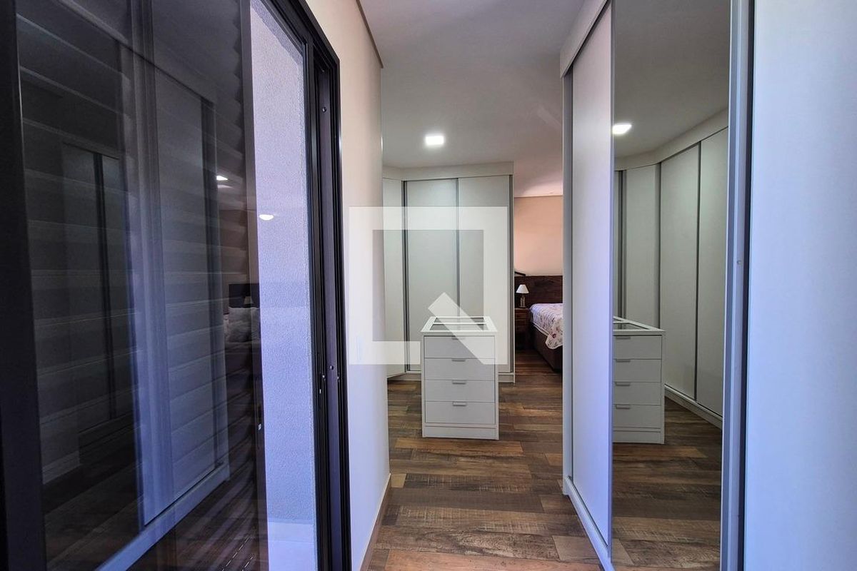 Casa à Venda - Swiss Park, 4 Quartos,  350 m2 em , Campinas - sp | SoloBR