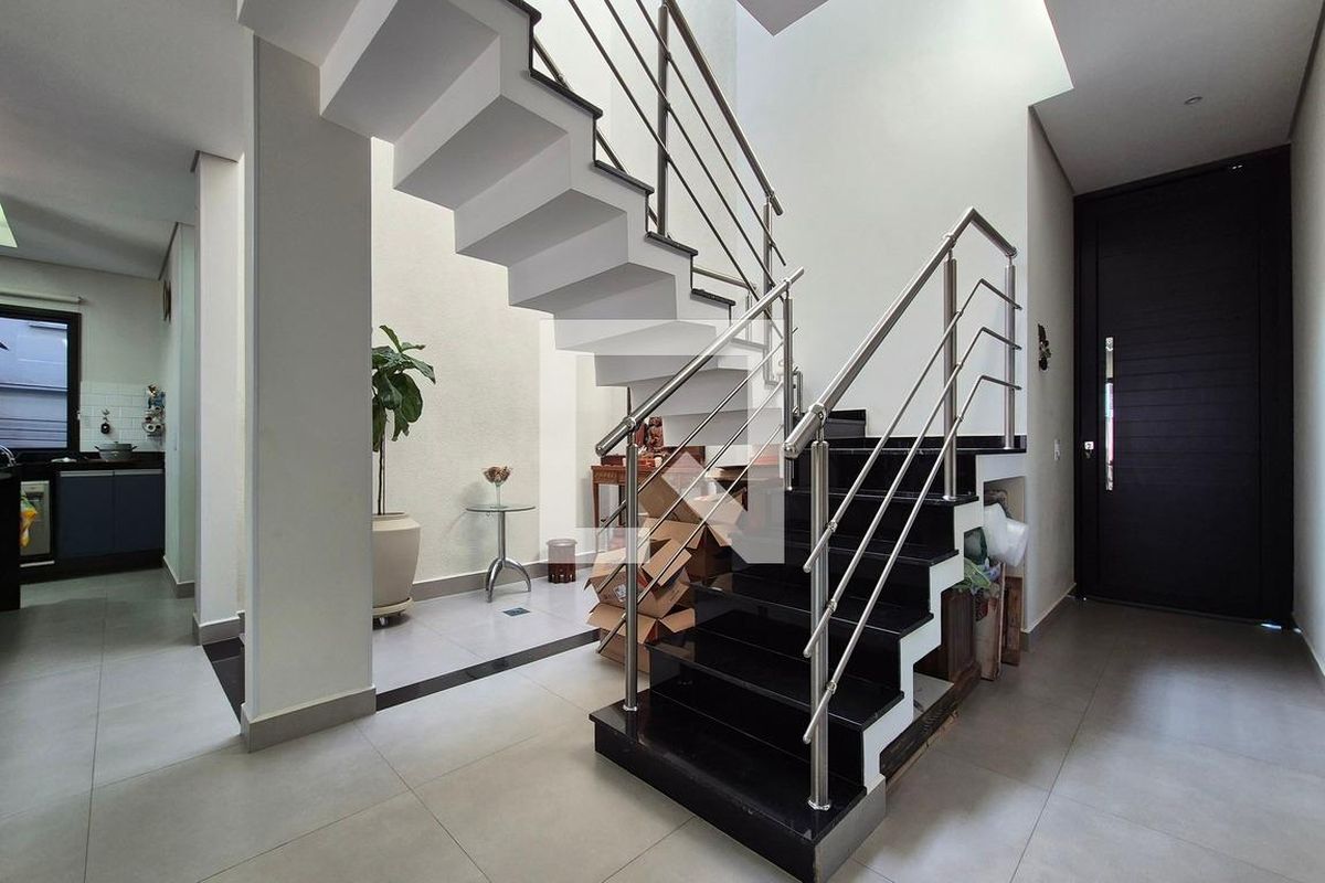 Casa à Venda - Swiss Park, 4 Quartos,  350 m2 em , Campinas - sp | SoloBR
