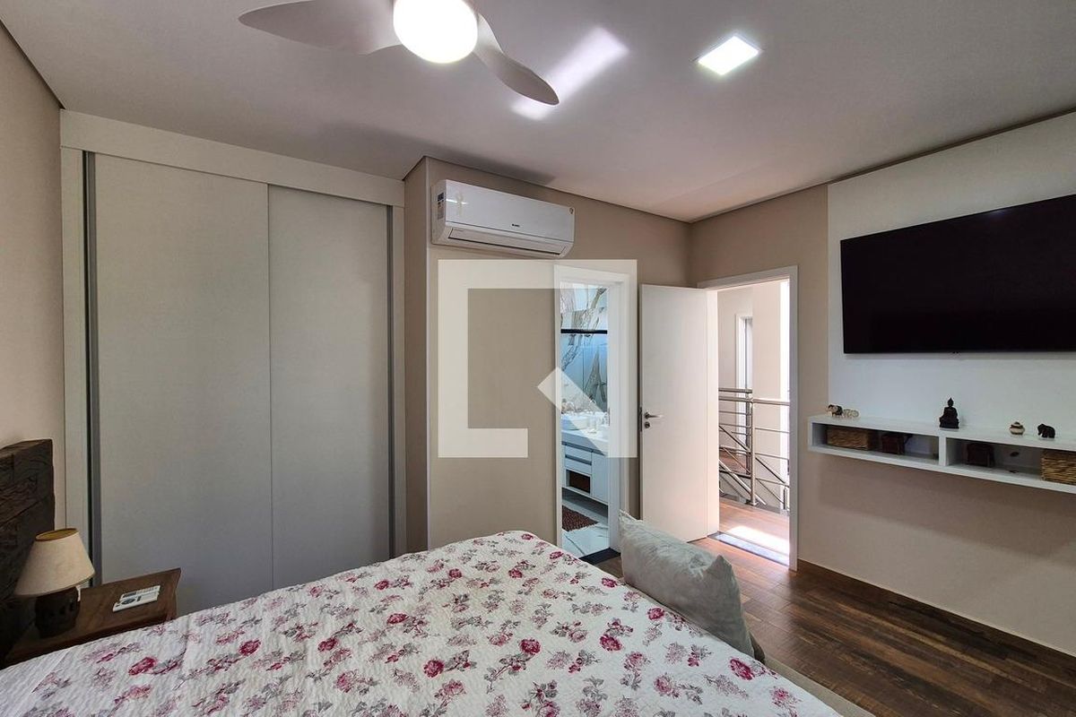 Casa à Venda - Swiss Park, 4 Quartos,  350 m2 em , Campinas - sp | SoloBR
