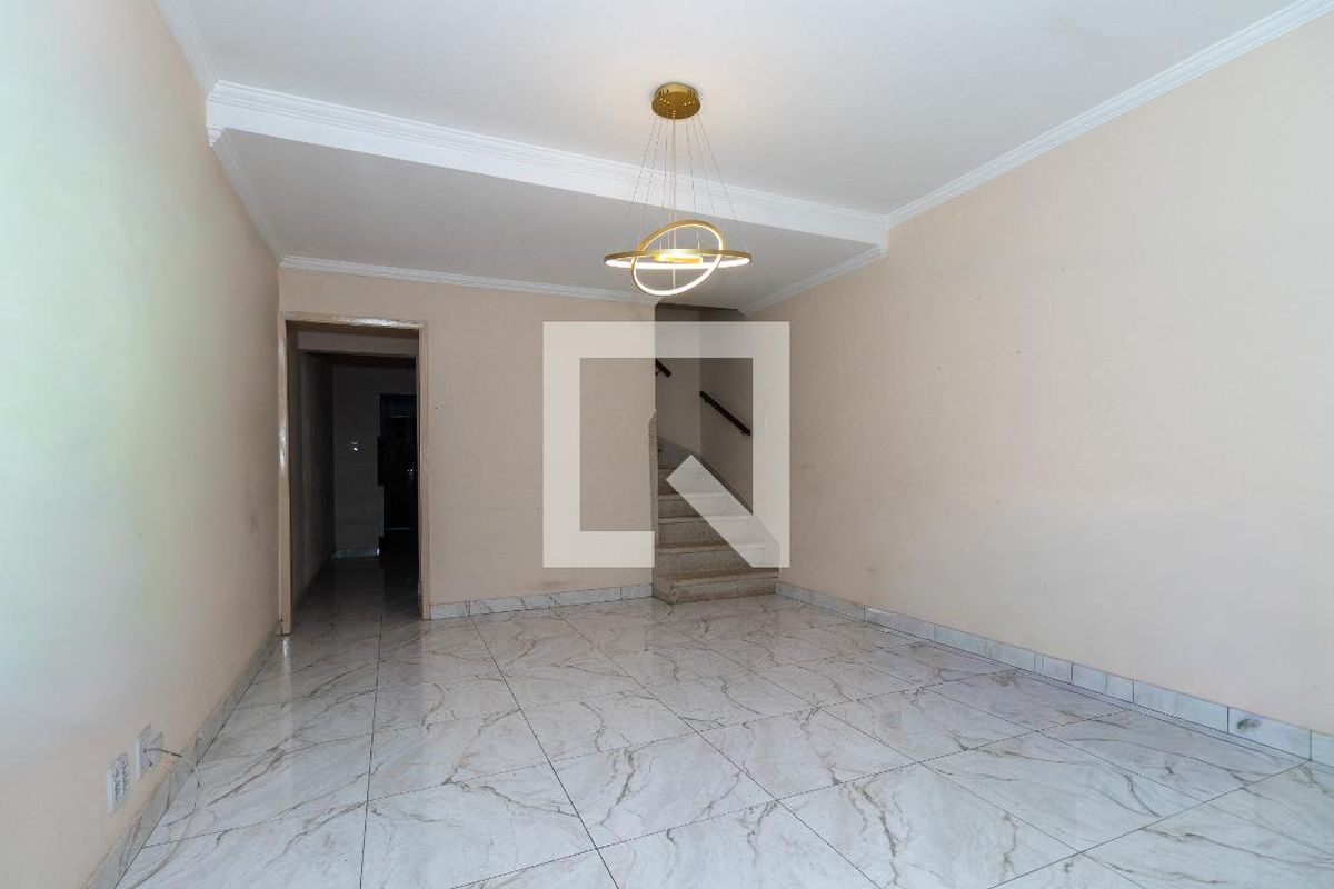 Casa, 2 quartos, 82 m² - Foto 2