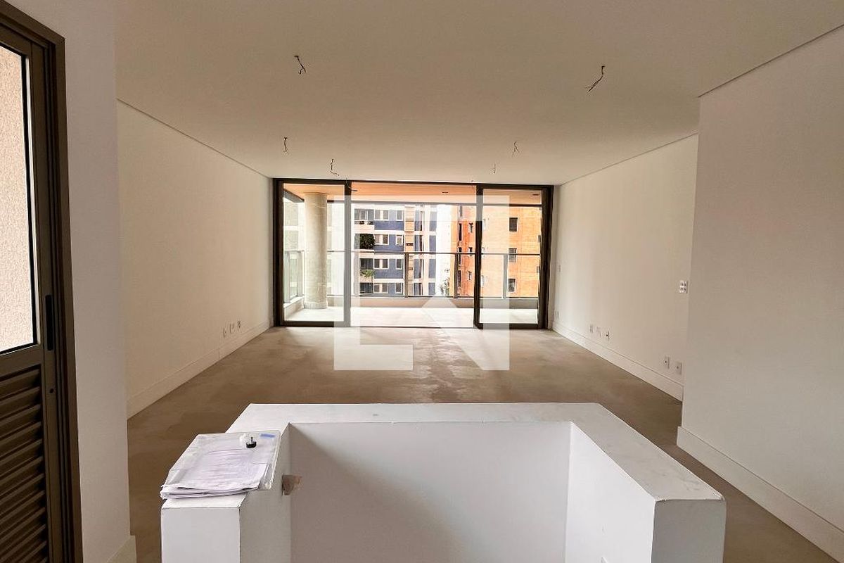 Apartamento à Venda - Cambuí, 3 Quartos,  156 m2 em , Campinas - sp | SoloBR