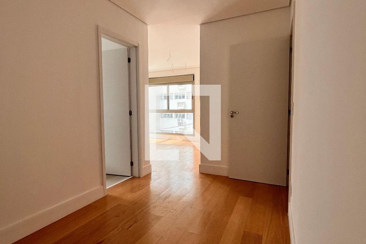 Apartamento à Venda - Cambuí, 3 Quartos,  156 m2 em , Campinas - sp | SoloBR