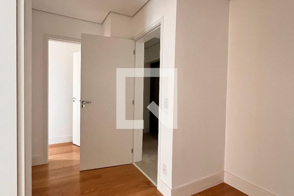 Apartamento à Venda - Cambuí, 3 Quartos,  156 m2 em , Campinas - sp | SoloBR