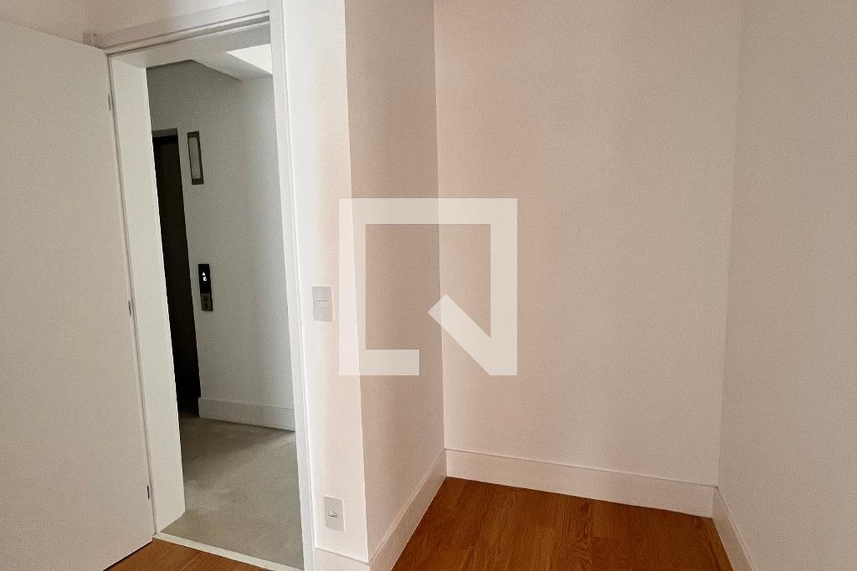 Apartamento à Venda - Cambuí, 3 Quartos,  156 m2 em , Campinas - sp | SoloBR