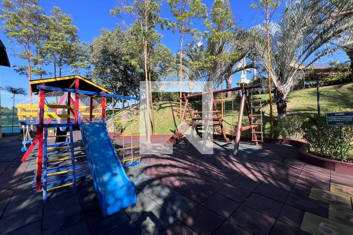 Casa à Venda - Swiss Park, 4 Quartos,  360 m2 em , Campinas - sp | SoloBR