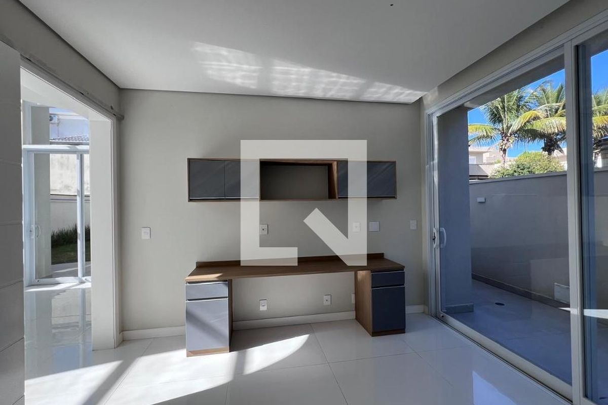 Casa à Venda - Swiss Park, 4 Quartos,  360 m2 em , Campinas - sp | SoloBR