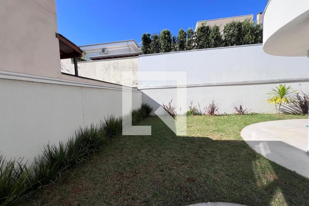 Casa à Venda - Swiss Park, 4 Quartos,  360 m2 em , Campinas - sp | SoloBR