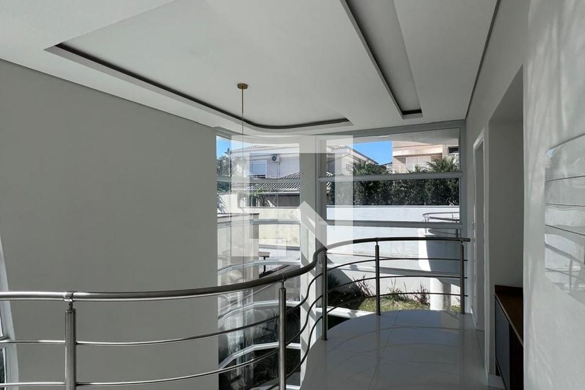 Casa à Venda - Swiss Park, 4 Quartos,  360 m2 em , Campinas - sp | SoloBR