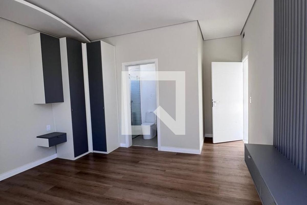 Casa à Venda - Swiss Park, 4 Quartos,  360 m2 em , Campinas - sp | SoloBR