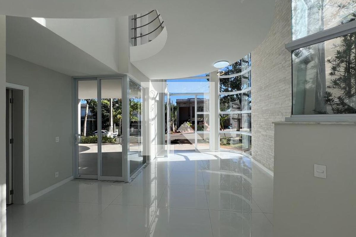 Casa à Venda - Swiss Park, 4 Quartos,  360 m2 em , Campinas - sp | SoloBR