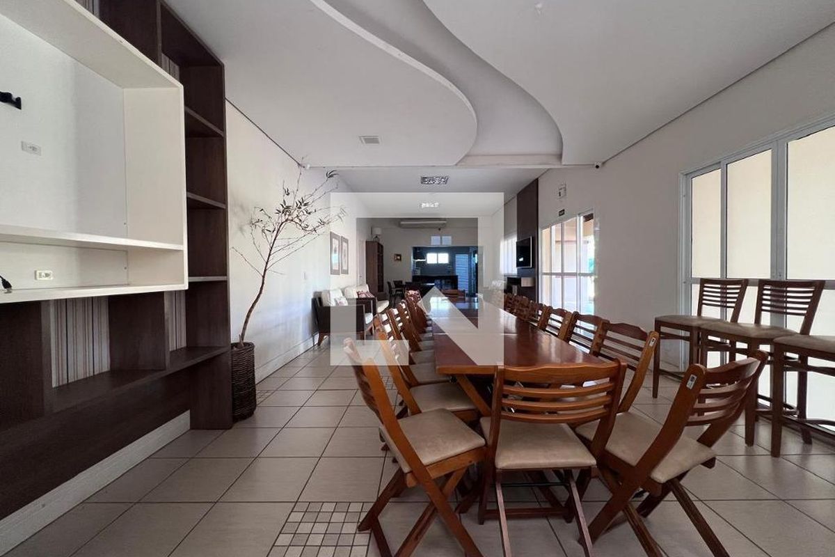 Casa à Venda - Swiss Park, 4 Quartos,  360 m2 em , Campinas - sp | SoloBR