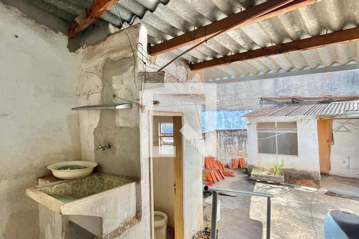 Casa à Venda - Parque Prado, 2 Quartos,  300 m2 em , Campinas - sp | SoloBR