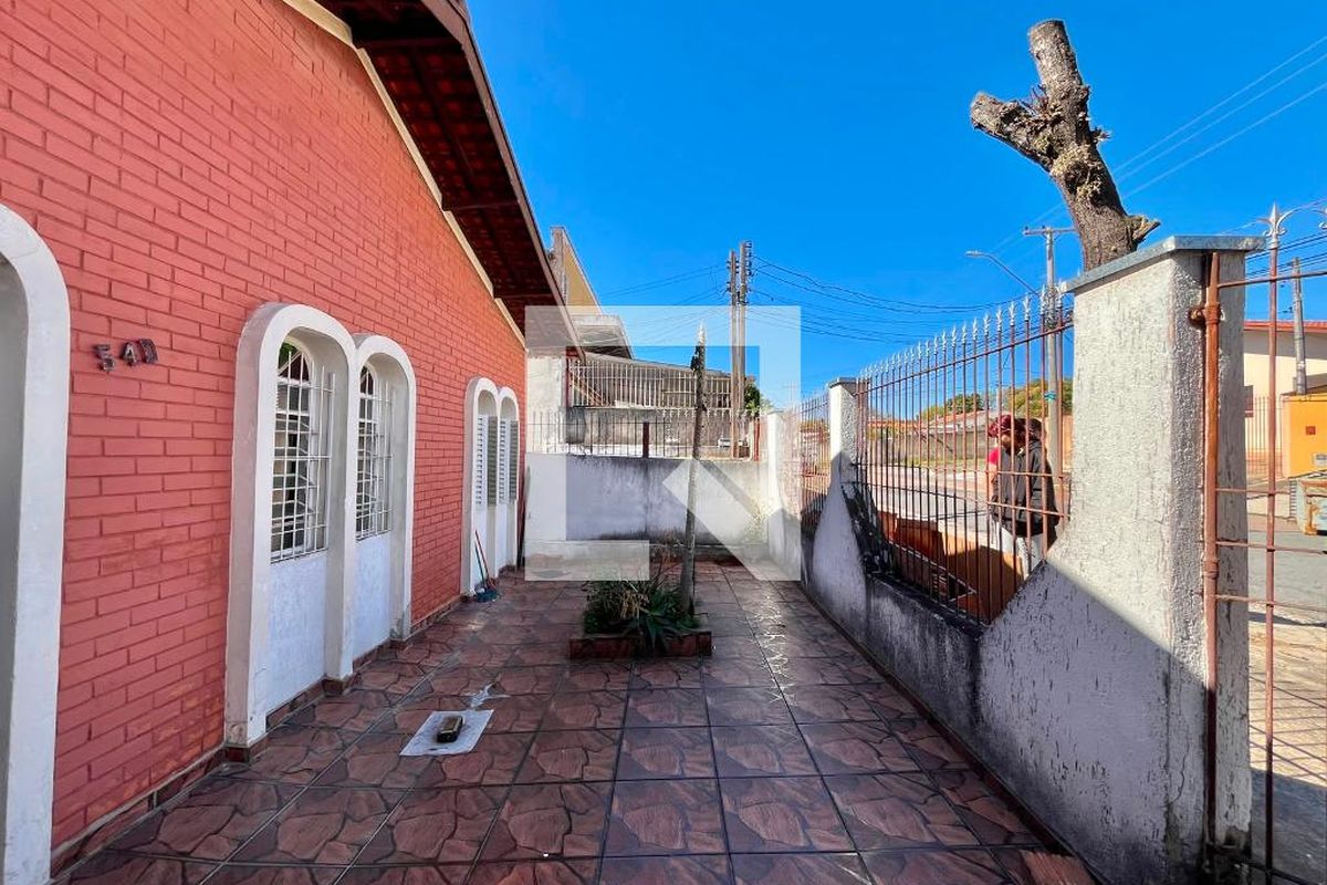 Casa à Venda - Parque Prado, 2 Quartos,  300 m2 em , Campinas - sp | SoloBR
