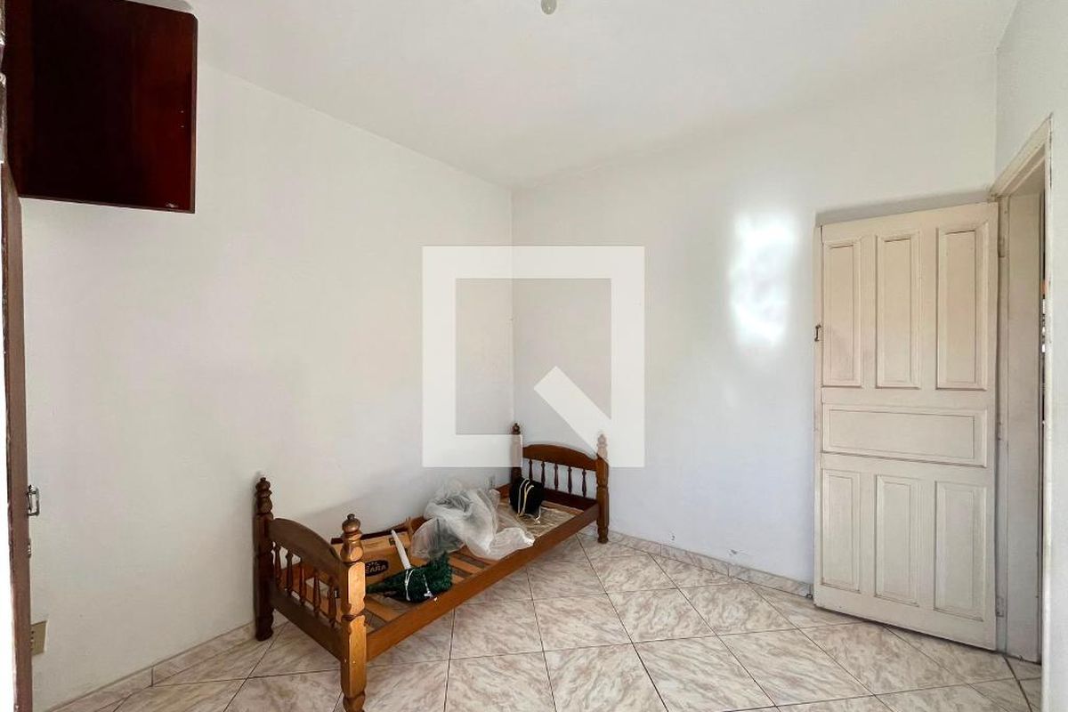 Casa à Venda - Parque Prado, 2 Quartos,  300 m2 em , Campinas - sp | SoloBR