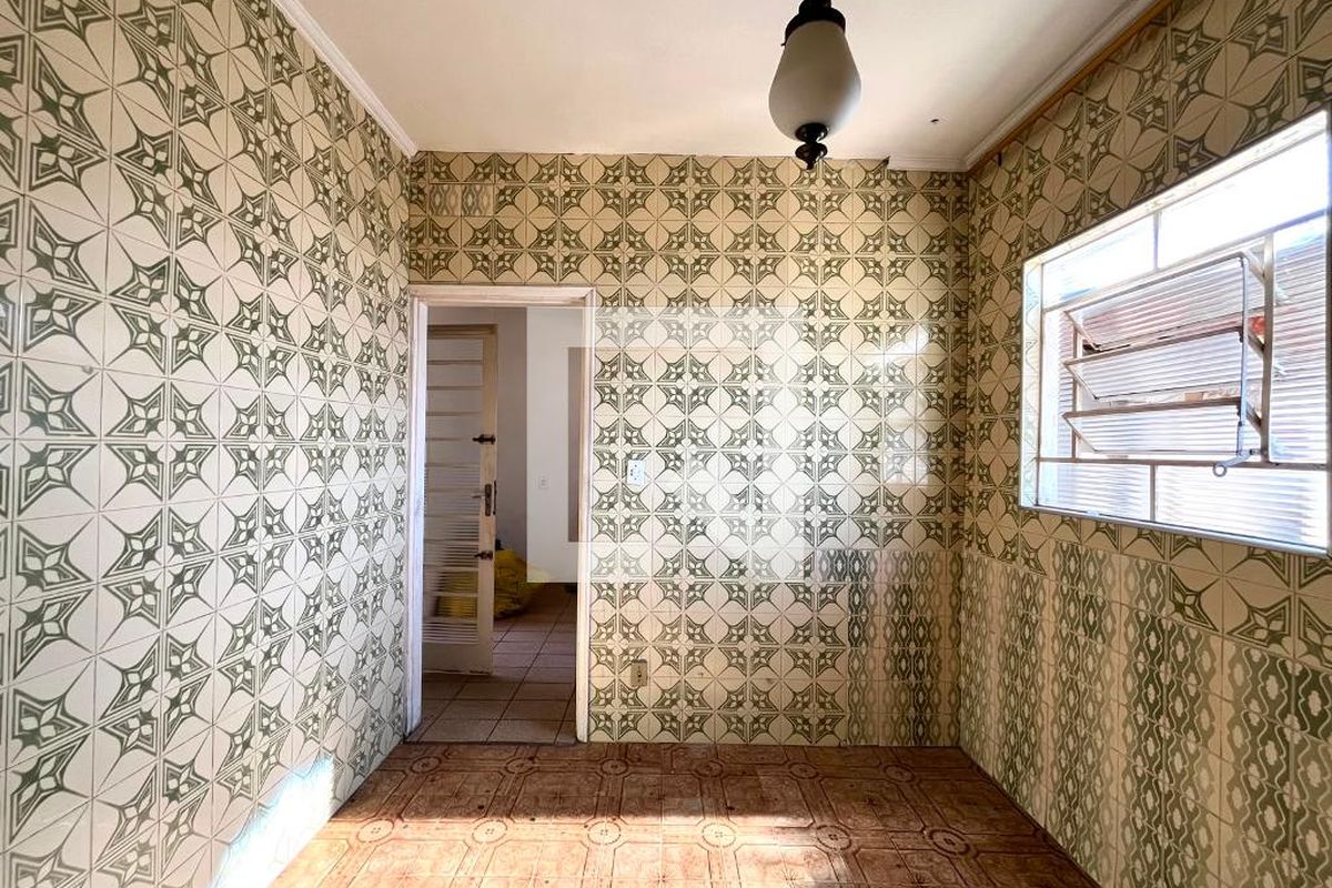 Casa à Venda - Parque Prado, 2 Quartos,  300 m2 em , Campinas - sp | SoloBR