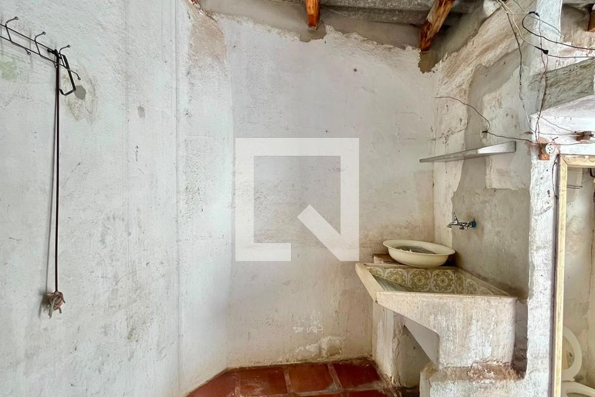 Casa à Venda - Parque Prado, 2 Quartos,  300 m2 em , Campinas - sp | SoloBR