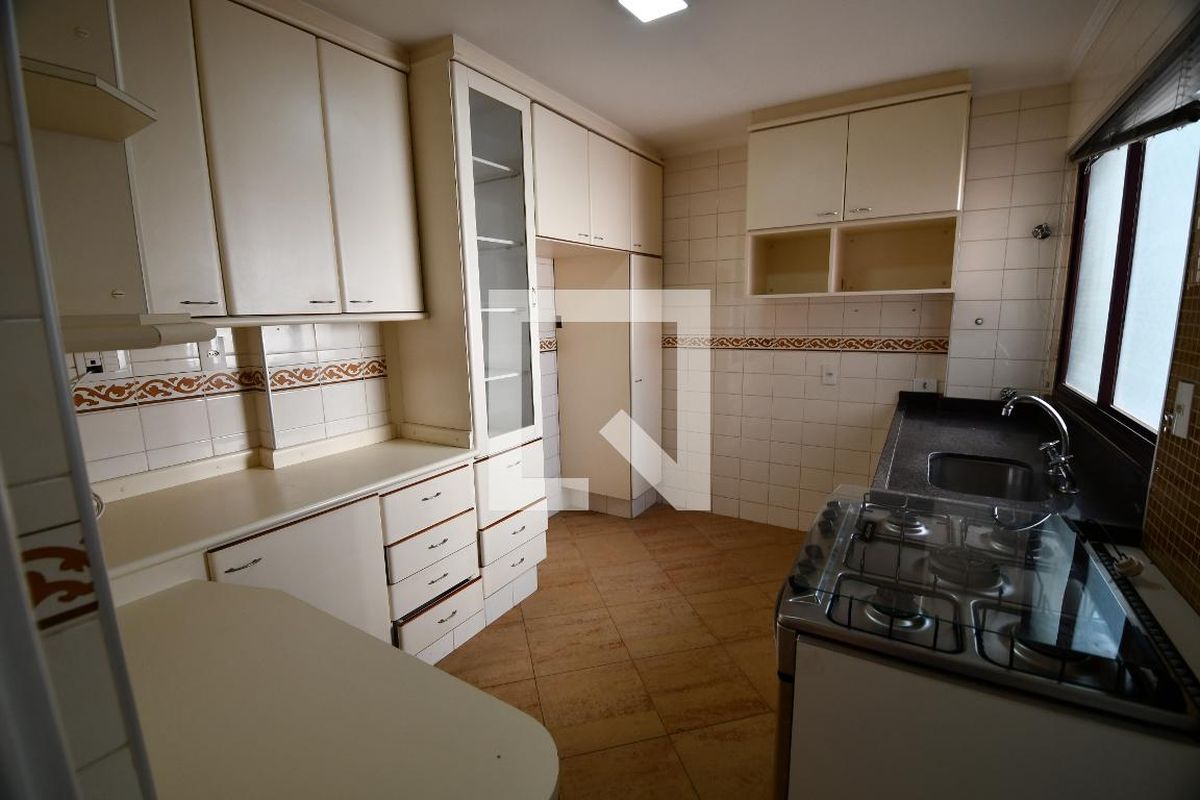 Apartamento à Venda - Jardim Flamboyant, 3 Quartos,  160 m2 em , Campinas - sp | SoloBR