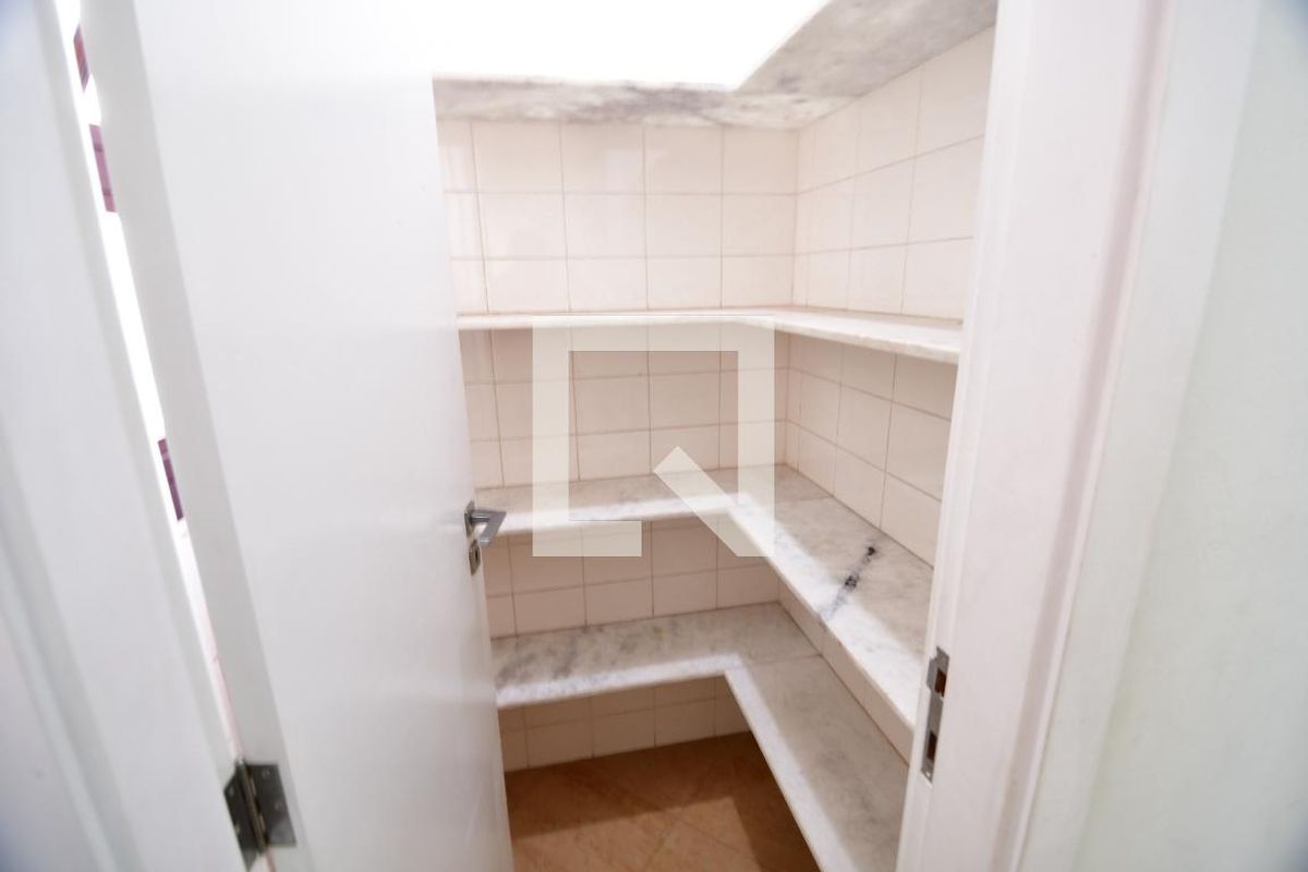 Apartamento à Venda - Jardim Flamboyant, 3 Quartos,  160 m2 em , Campinas - sp | SoloBR