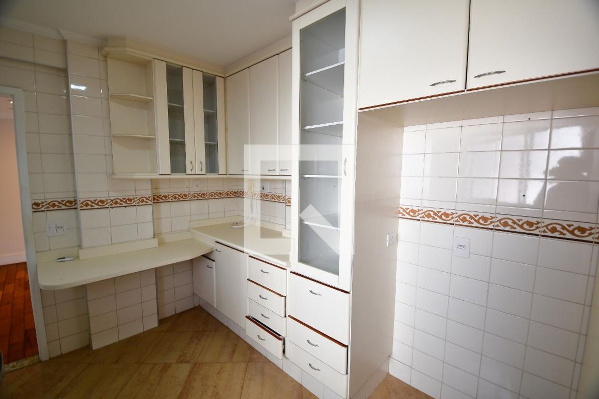 Apartamento à Venda - Jardim Flamboyant, 3 Quartos,  160 m2 em , Campinas - sp | SoloBR