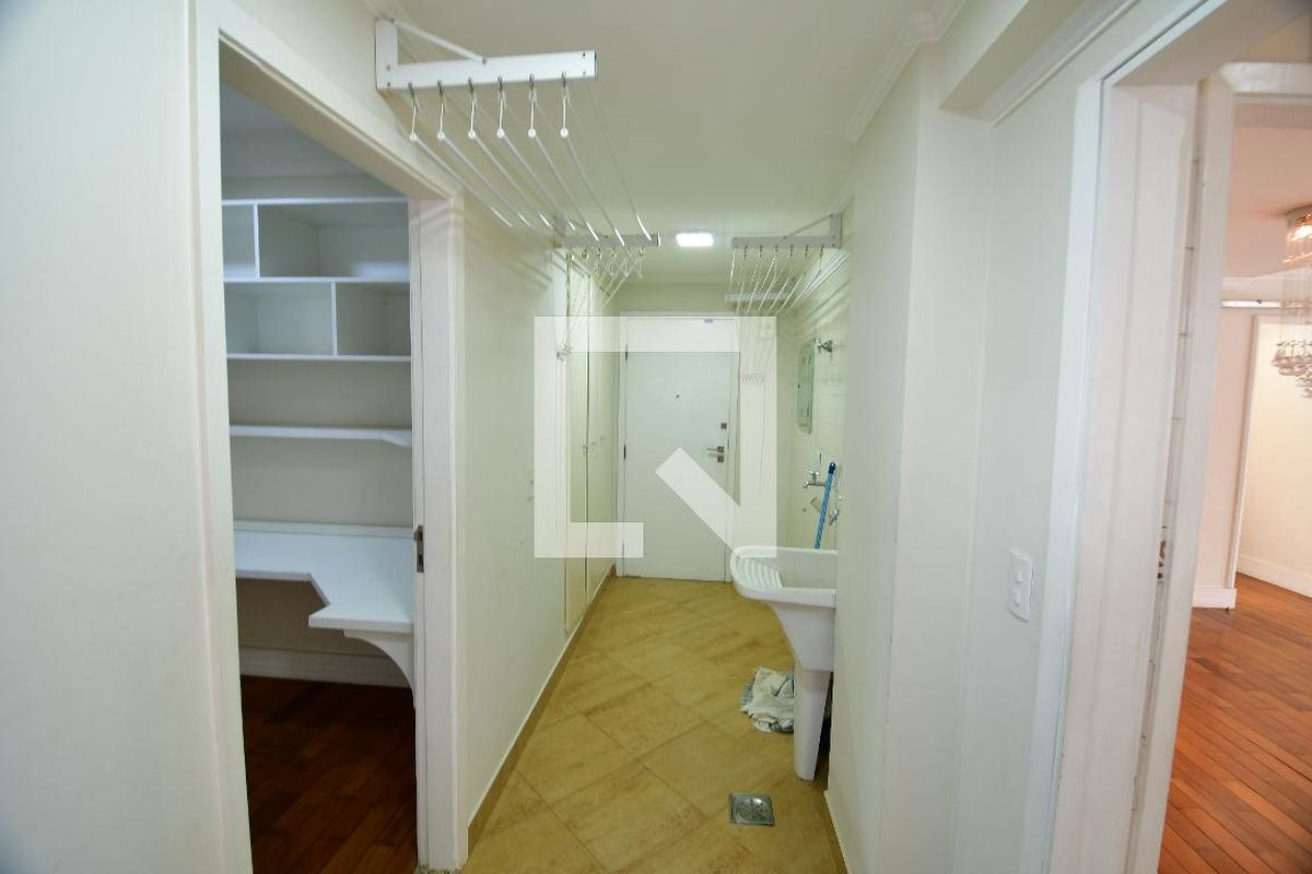 Apartamento à Venda - Jardim Flamboyant, 3 Quartos,  160 m2 em , Campinas - sp | SoloBR