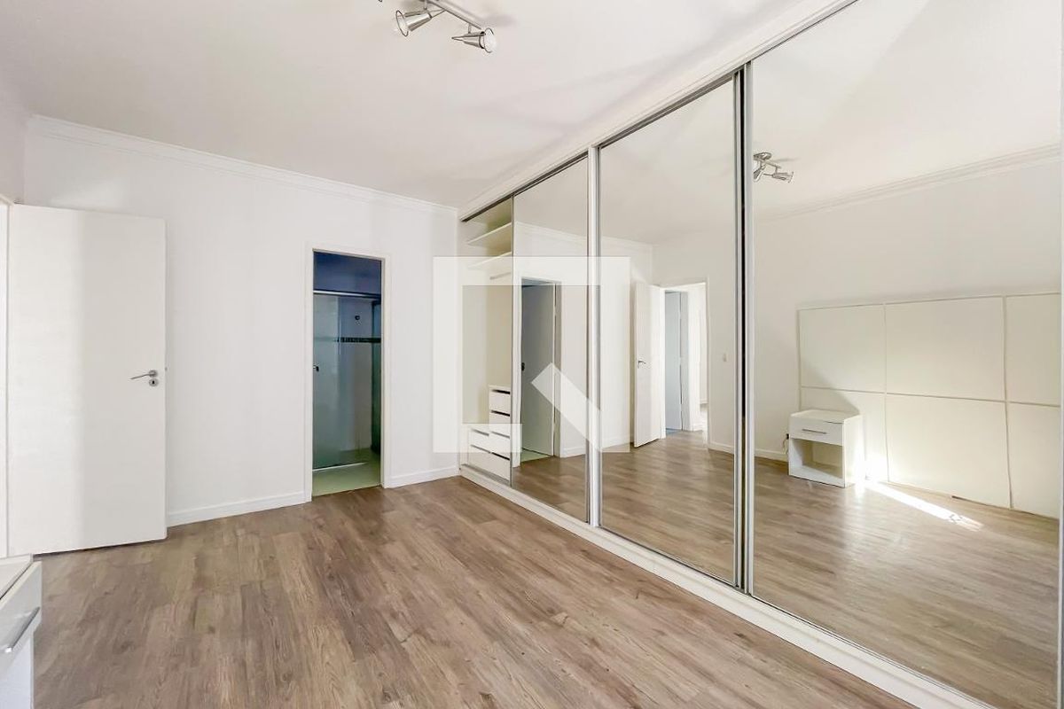 Casa, 3 quartos, 250 m² - Foto 11