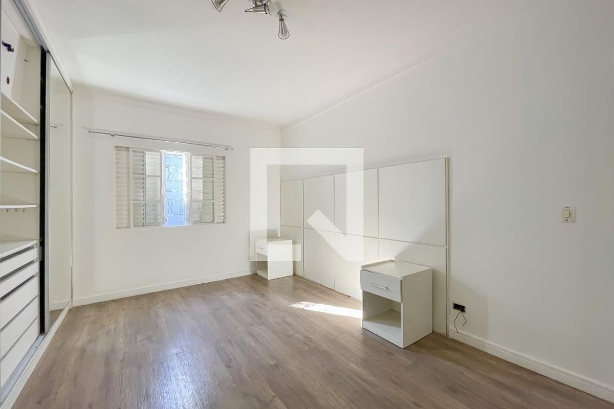 Casa, 3 quartos, 250 m² - Foto 9