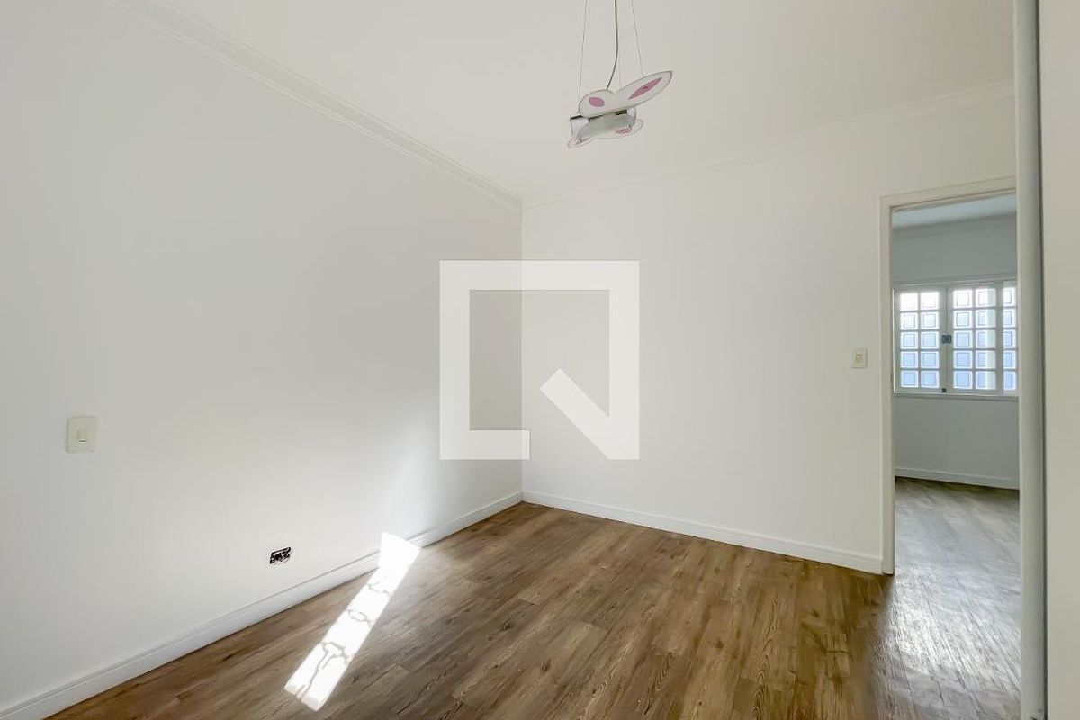 Casa, 3 quartos, 250 m² - Foto 17