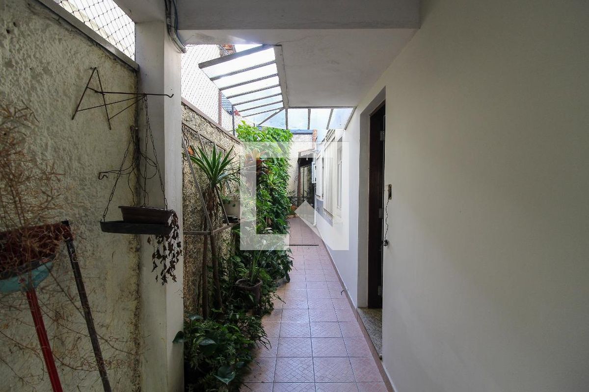 Casa, 3 quartos, 190 m² - Foto 35
