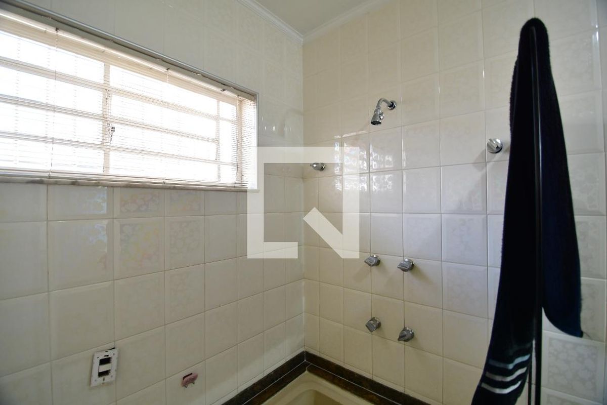 Casa à Venda - Jardim Chapadão, 4 Quartos,  300 m2 em , Campinas - sp | SoloBR