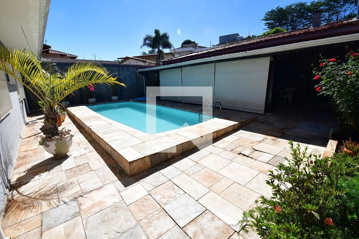 Casa à Venda - Jardim Chapadão, 4 Quartos,  300 m2 em , Campinas - sp | SoloBR