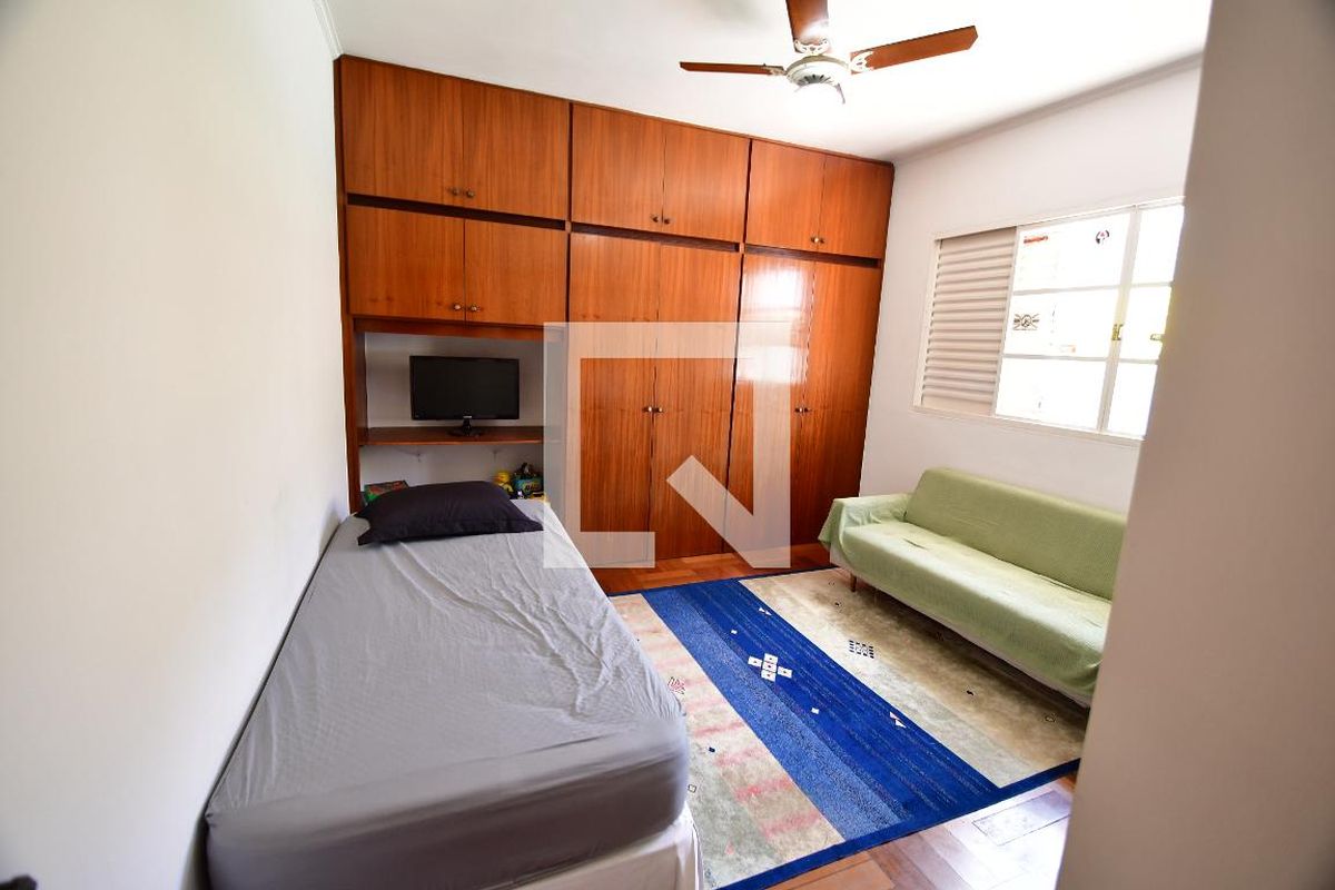 Casa à Venda - Jardim Chapadão, 4 Quartos,  300 m2 em , Campinas - sp | SoloBR
