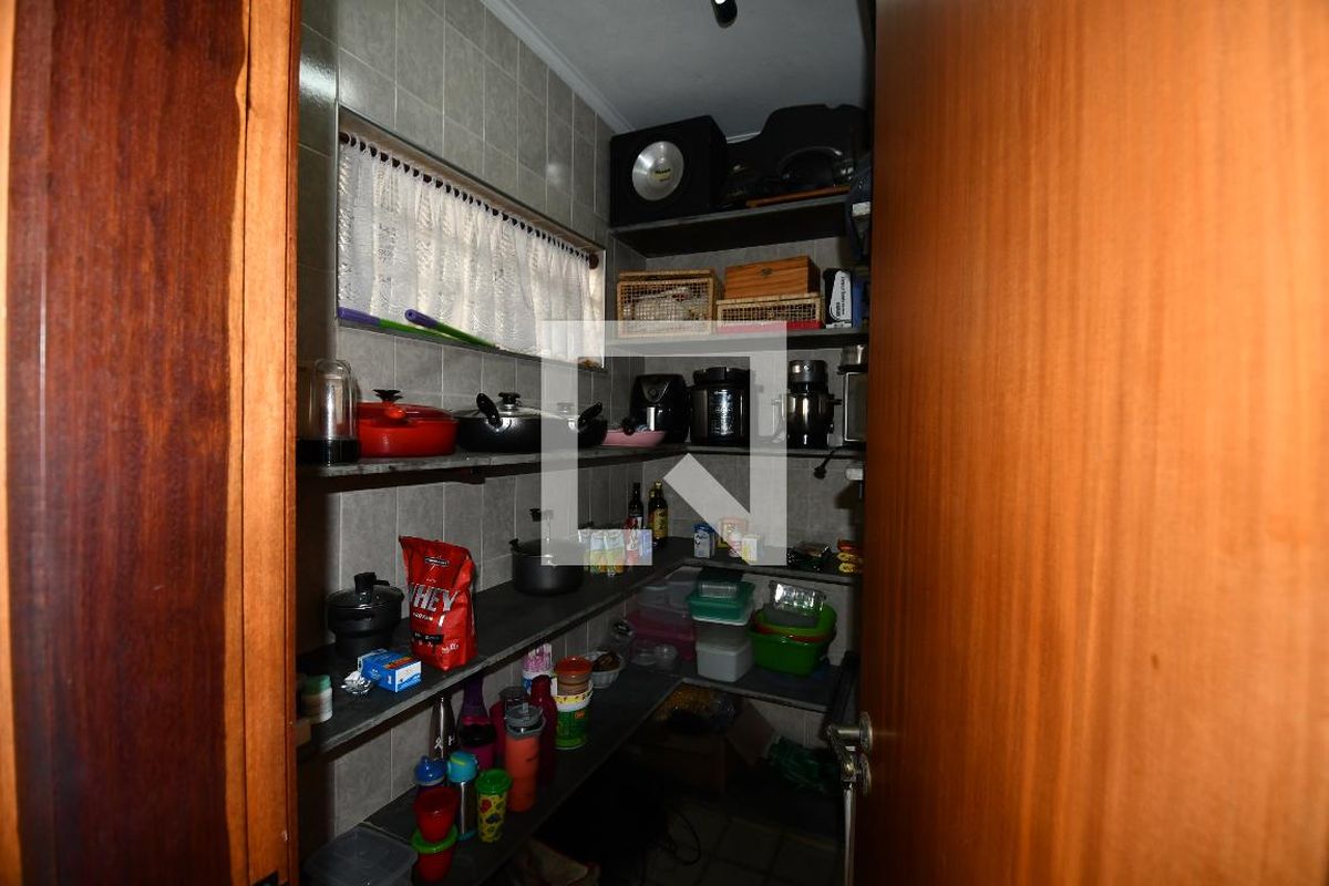 Casa à Venda - Jardim Chapadão, 4 Quartos,  300 m2 em , Campinas - sp | SoloBR