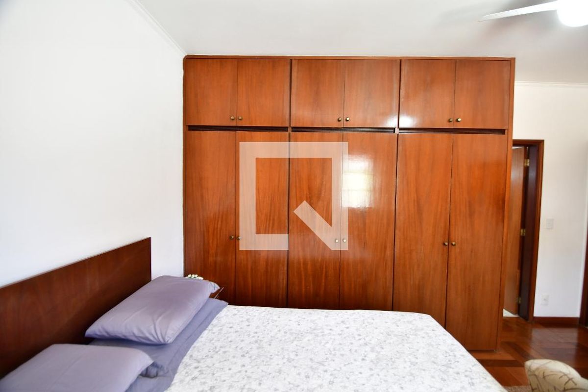 Casa à Venda - Jardim Chapadão, 4 Quartos,  300 m2 em , Campinas - sp | SoloBR