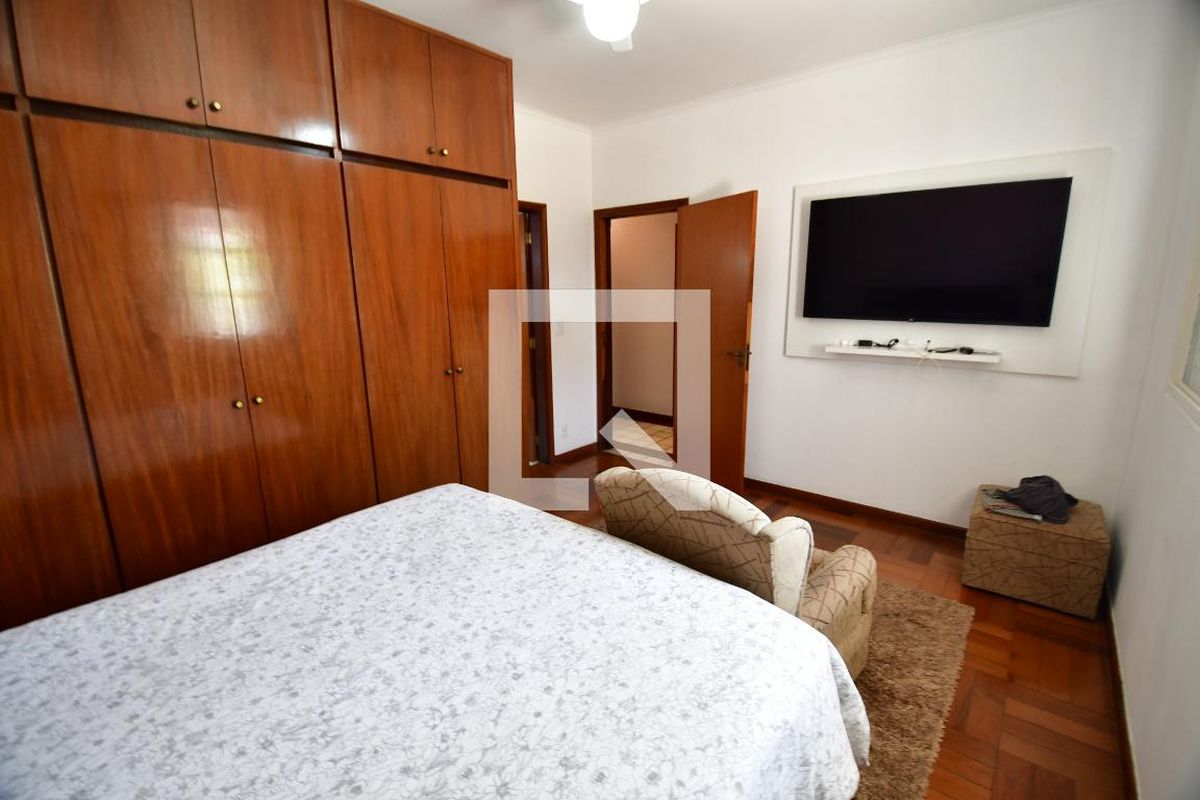 Casa à Venda - Jardim Chapadão, 4 Quartos,  300 m2 em , Campinas - sp | SoloBR