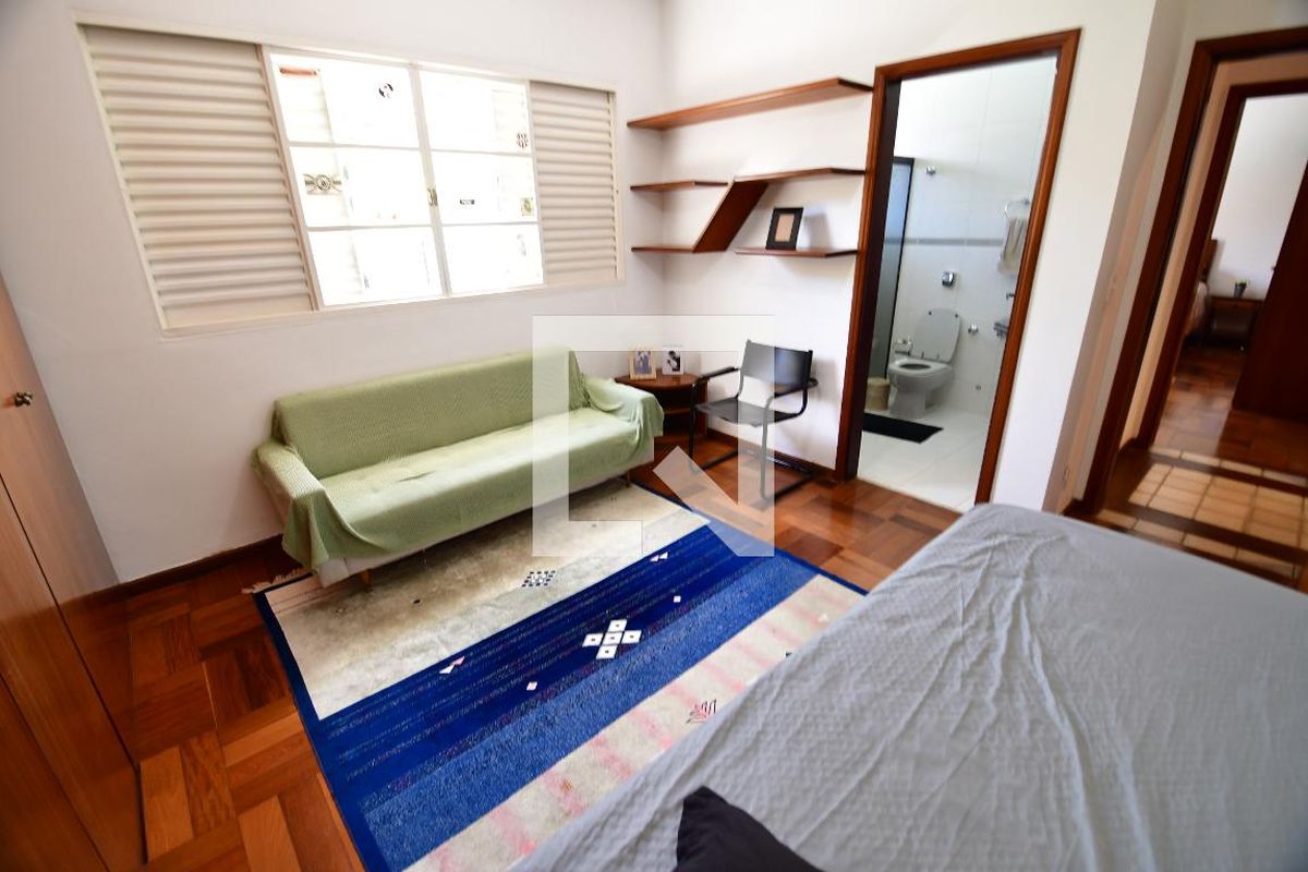 Casa à Venda - Jardim Chapadão, 4 Quartos,  300 m2 em , Campinas - sp | SoloBR