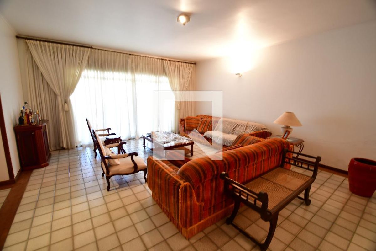 Casa à Venda - Jardim Chapadão, 4 Quartos,  300 m2 em , Campinas - sp | SoloBR