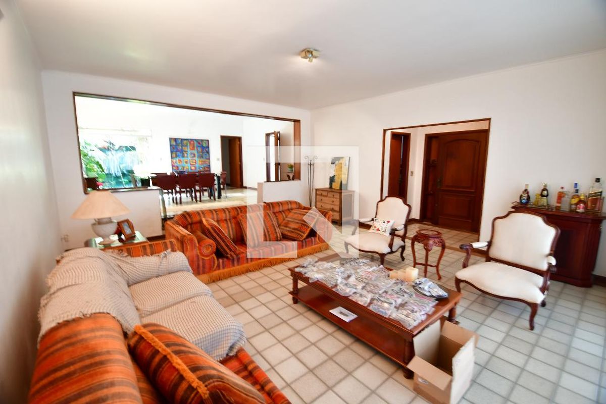 Casa à Venda - Jardim Chapadão, 4 Quartos,  300 m2 em , Campinas - sp | SoloBR