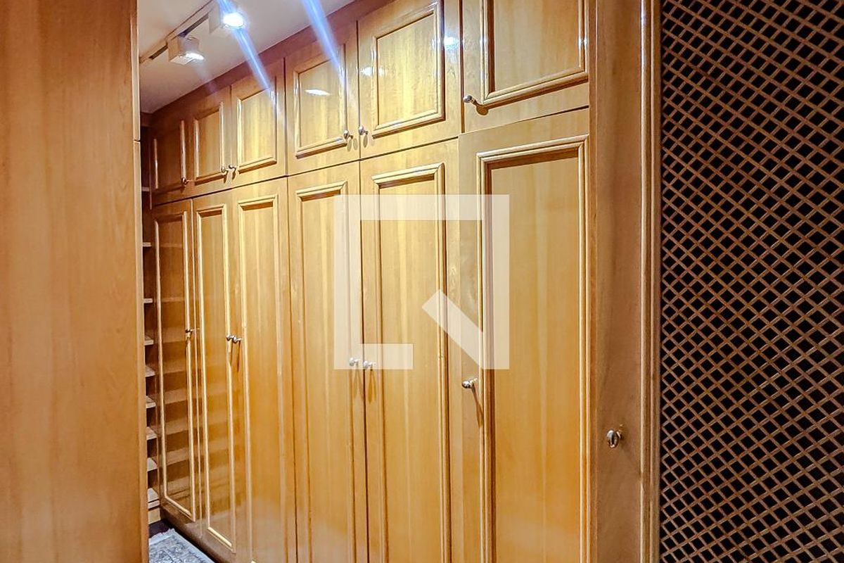 Apartamento, 4 quartos, 240 m² - Foto 11