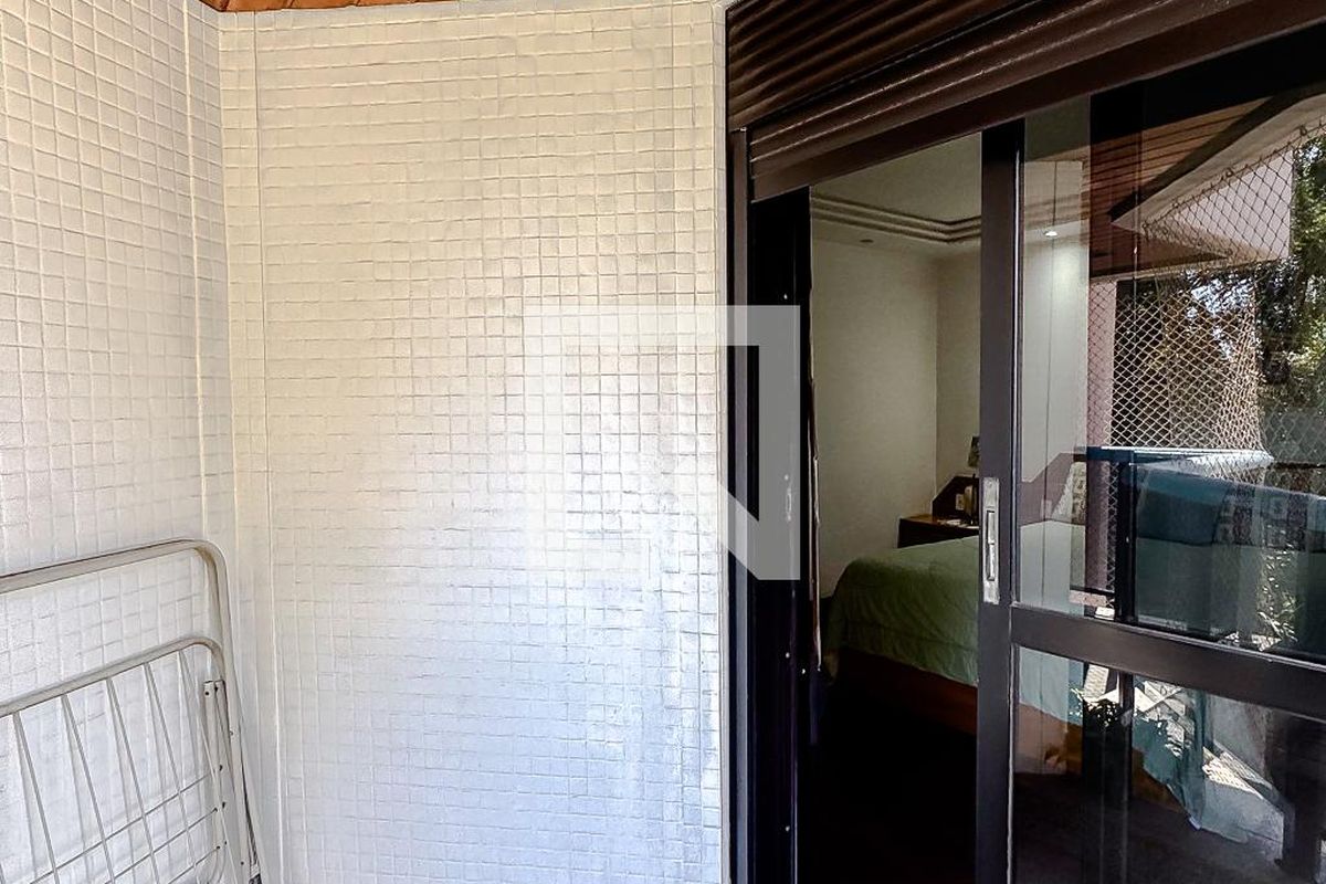 Apartamento, 4 quartos, 240 m² - Foto 27