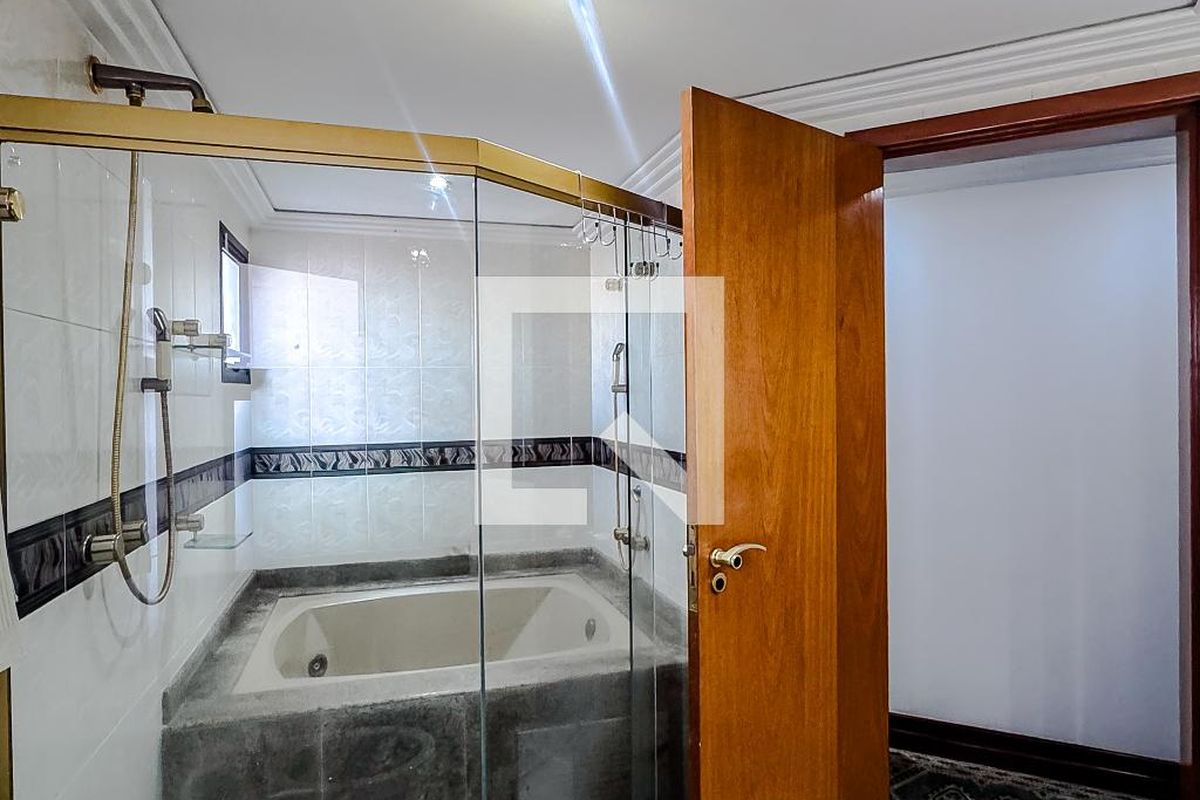 Apartamento, 4 quartos, 240 m² - Foto 21