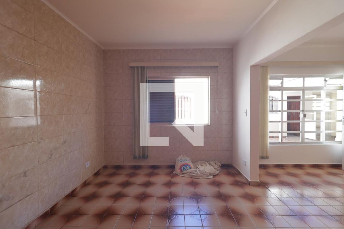 Casa, 3 quartos, 200 m² - Foto 43