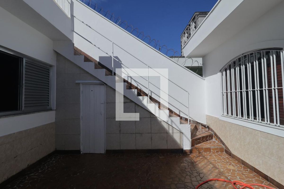 Casa, 3 quartos, 200 m² - Foto 31