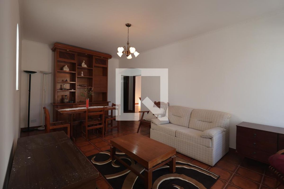 Casa, 3 quartos, 200 m² - Foto 1