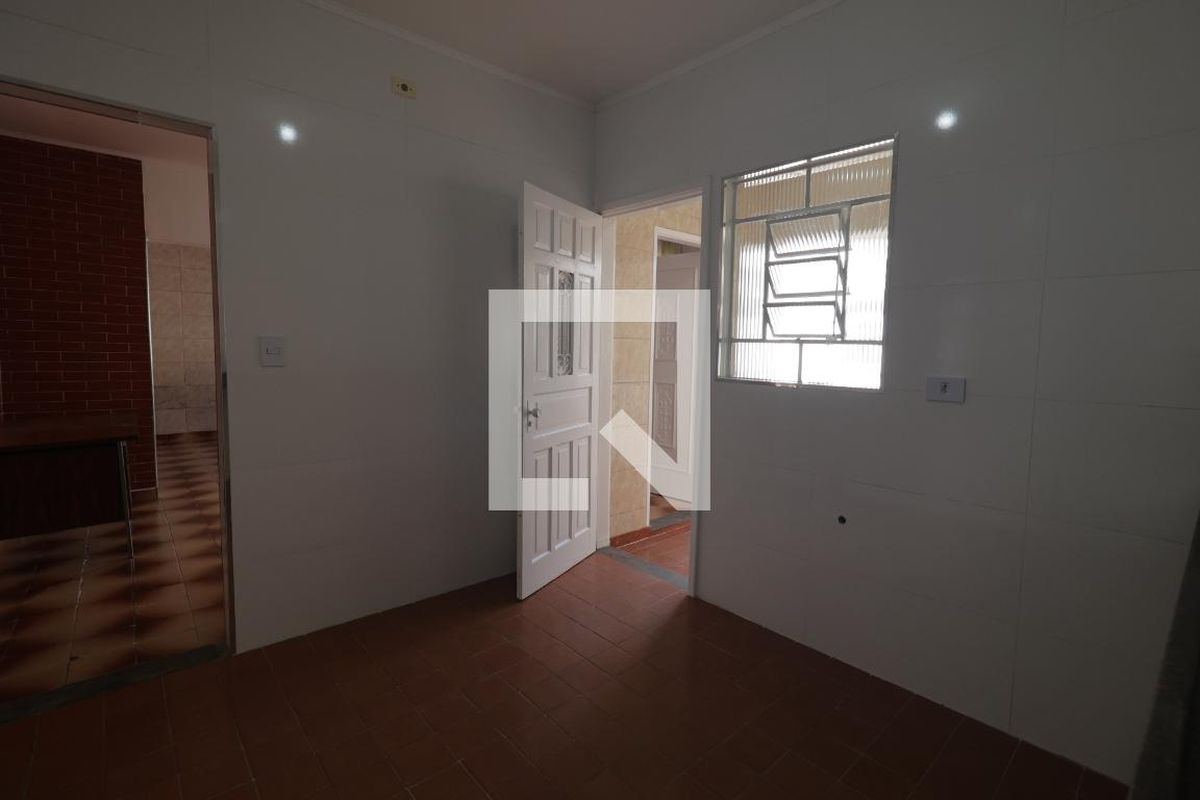 Casa, 3 quartos, 200 m² - Foto 46