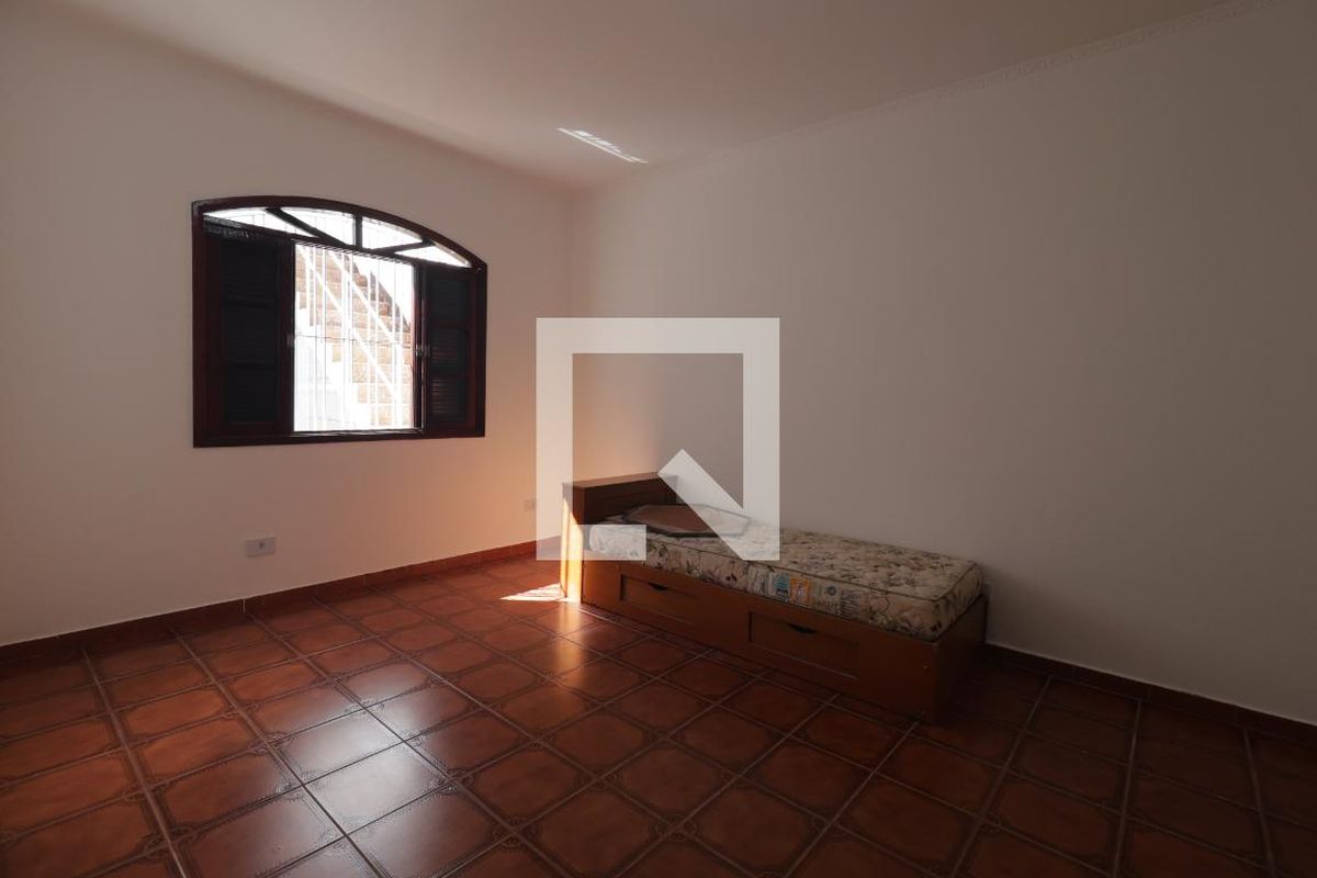 Casa, 3 quartos, 200 m² - Foto 17