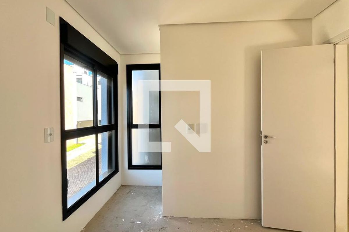 Casa à Venda - Mansões Santo Antônio, 3 Quartos,  168 m2 em , Campinas - sp | SoloBR