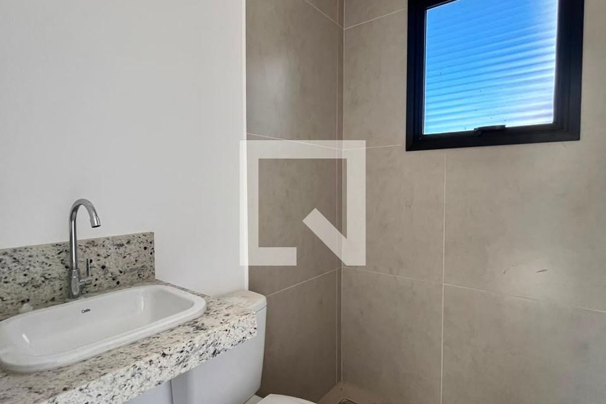 Casa à Venda - Mansões Santo Antônio, 3 Quartos,  168 m2 em , Campinas - sp | SoloBR