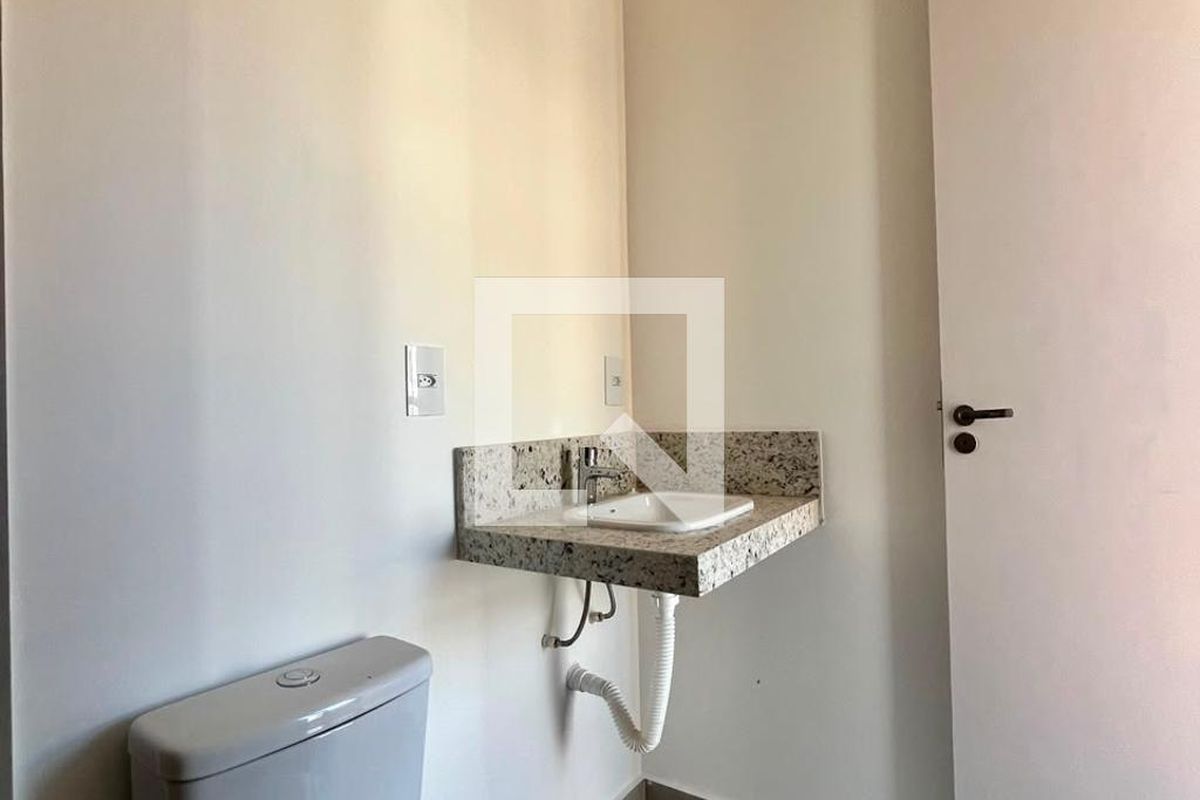 Casa à Venda - Mansões Santo Antônio, 3 Quartos,  168 m2 em , Campinas - sp | SoloBR
