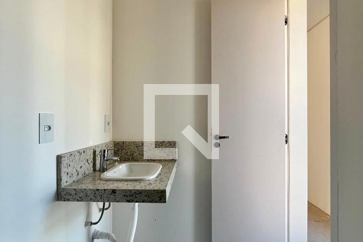 Casa à Venda - Mansões Santo Antônio, 3 Quartos,  168 m2 em , Campinas - sp | SoloBR