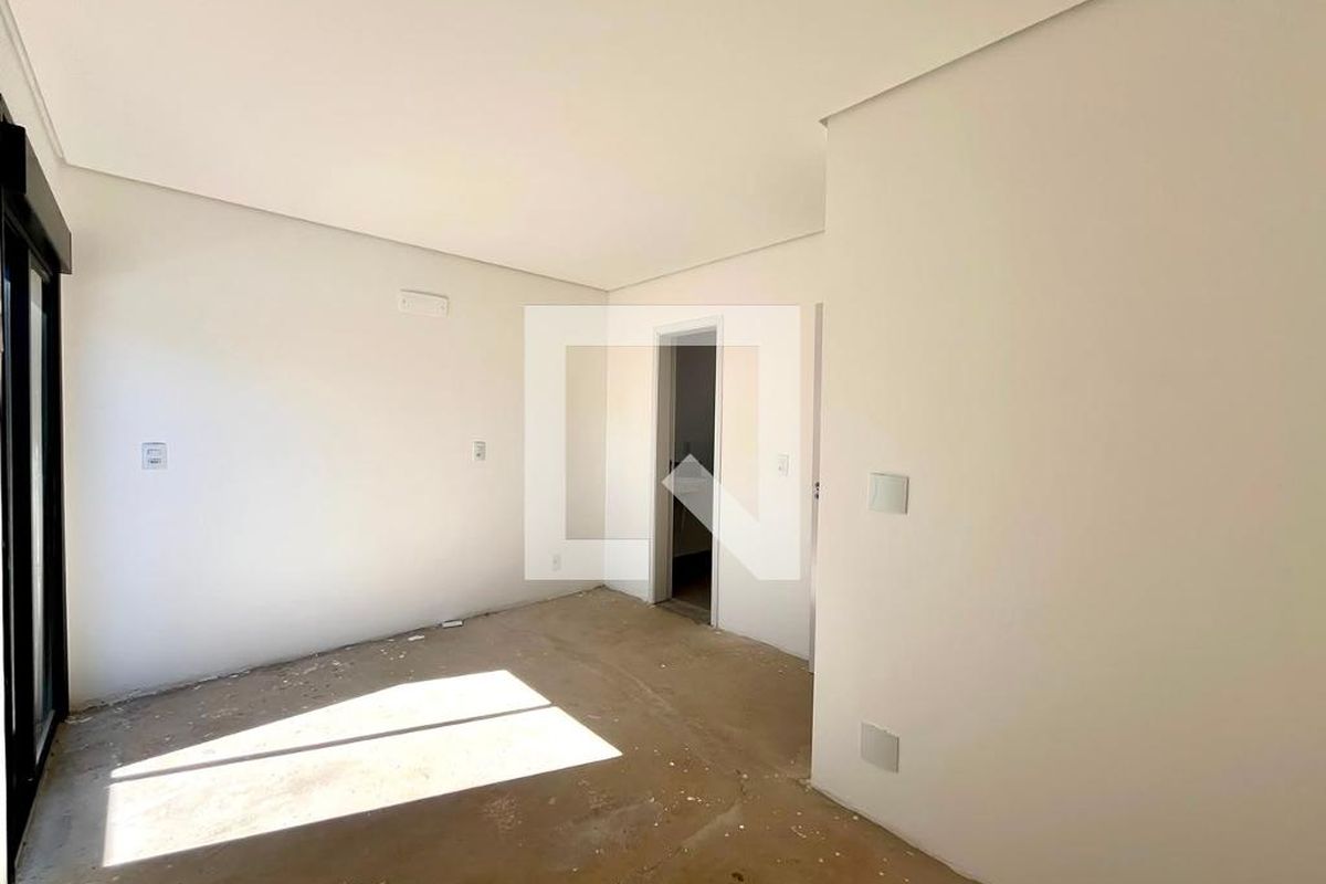 Casa à Venda - Mansões Santo Antônio, 3 Quartos,  168 m2 em , Campinas - sp | SoloBR